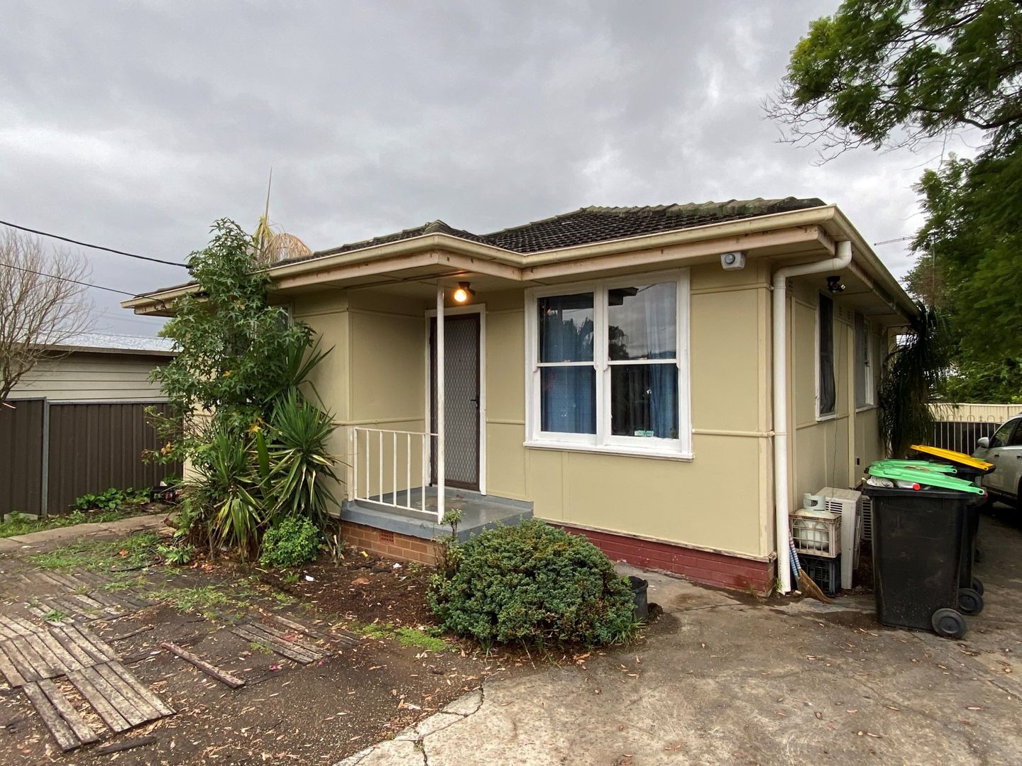12 Coongra Street, Busby NSW 2168