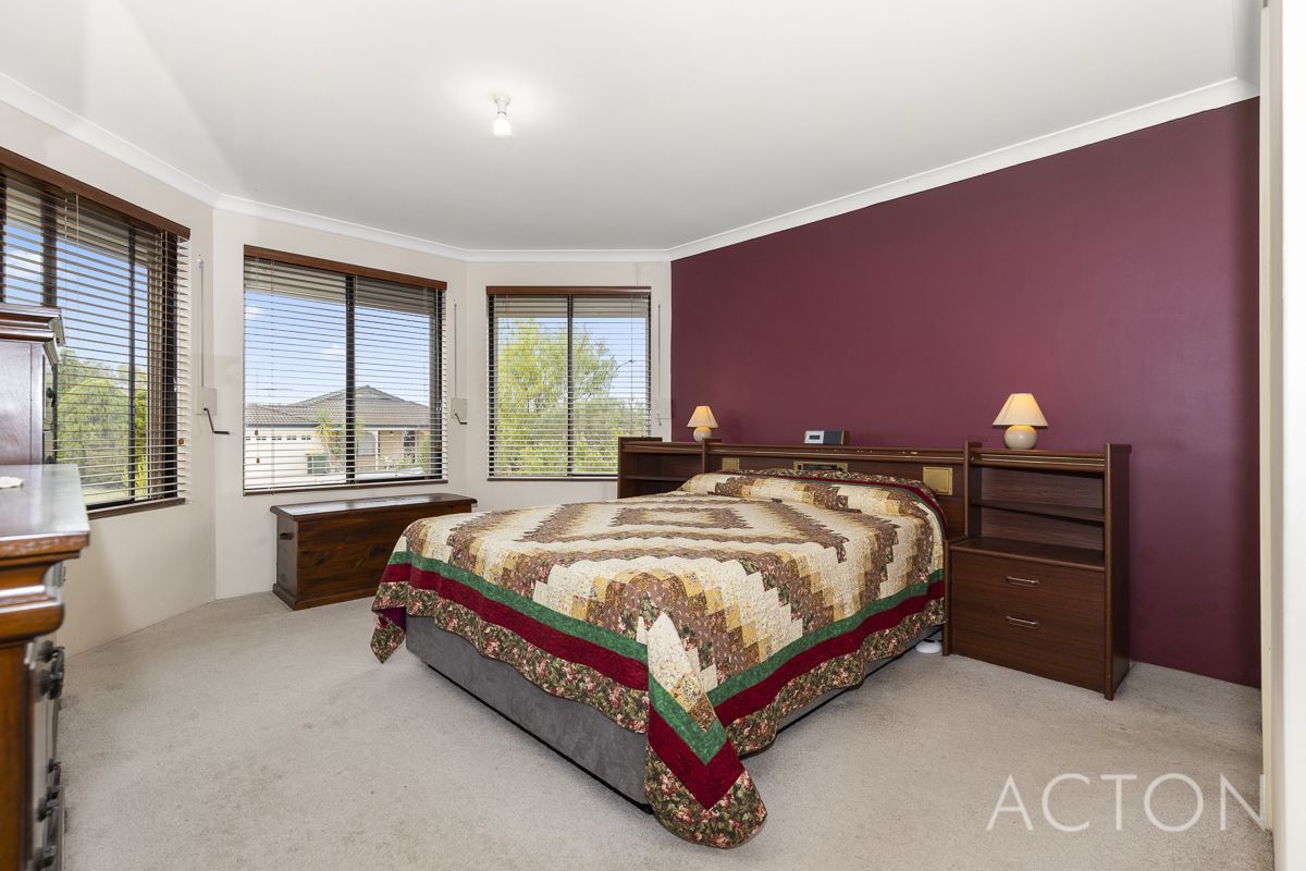 11 Voltaire Crescent, Ridgewood WA 6030, Image 2