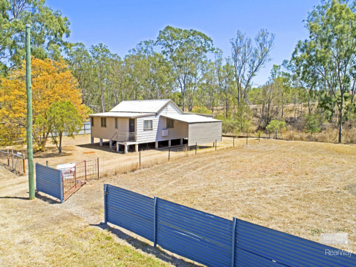 26 Showgrounds Road, Horse Creek Property History & Address Research