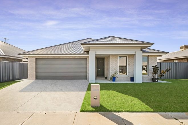 Picture of 16 Anglesey Way, THURGOONA NSW 2640