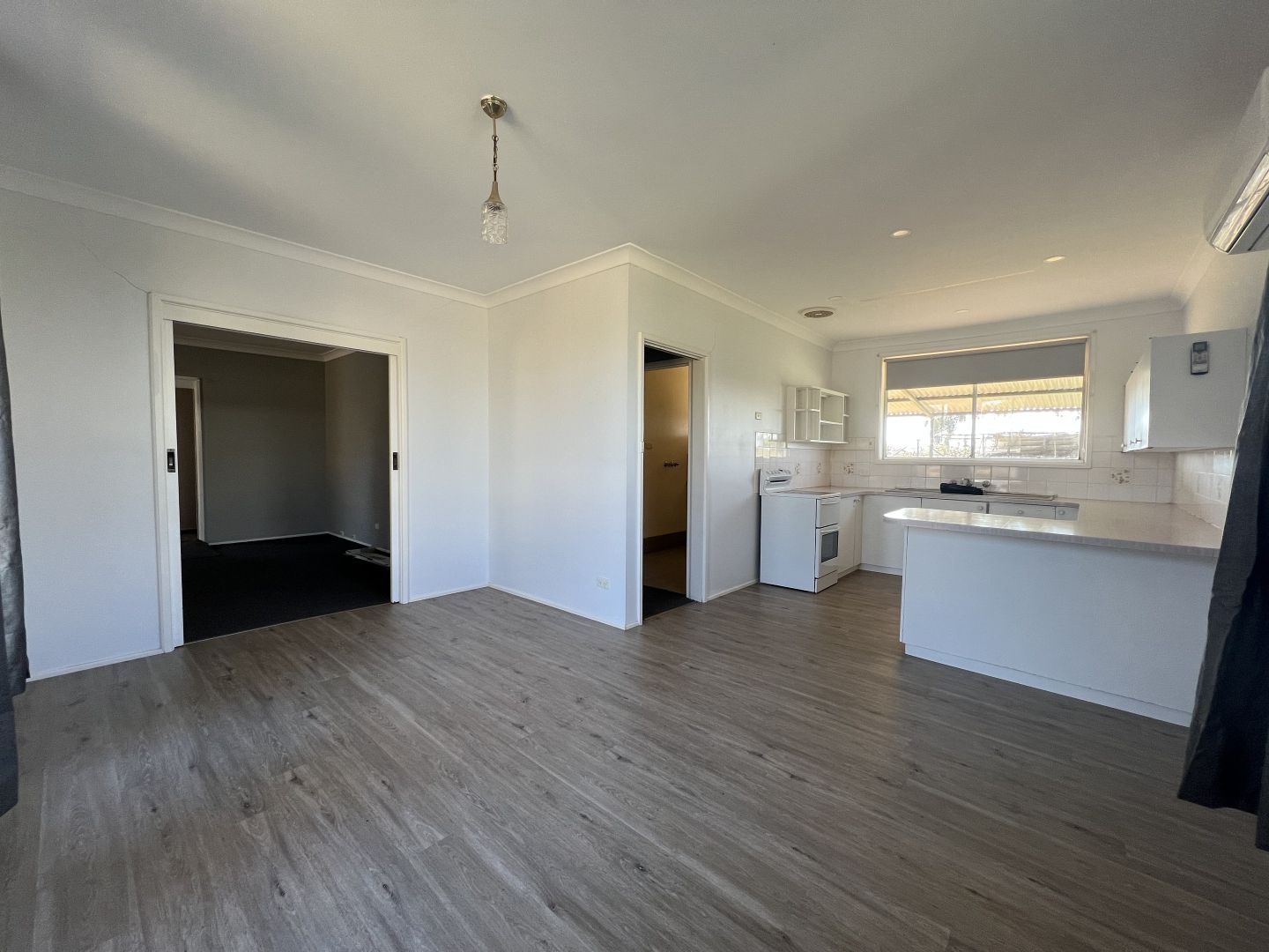 30 Haylock, Tullamore NSW 2874 House For Rent 280 Domain