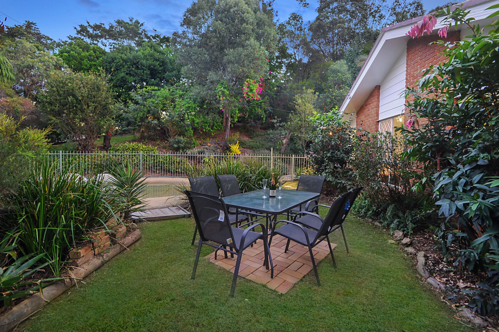 3 Fryar Court, Clear Mountain QLD 4500, Image 2