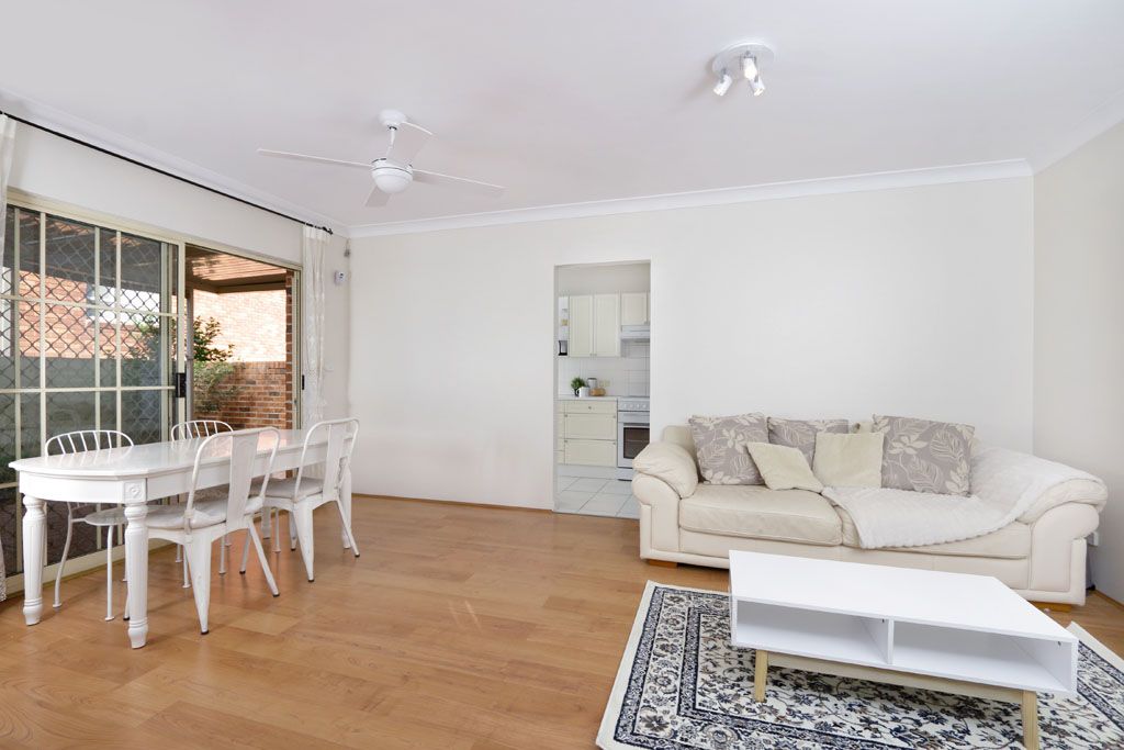 168 Hurstville Road (aka 2/35 Wonoona Pde East), Oatley NSW 2223, Image 2