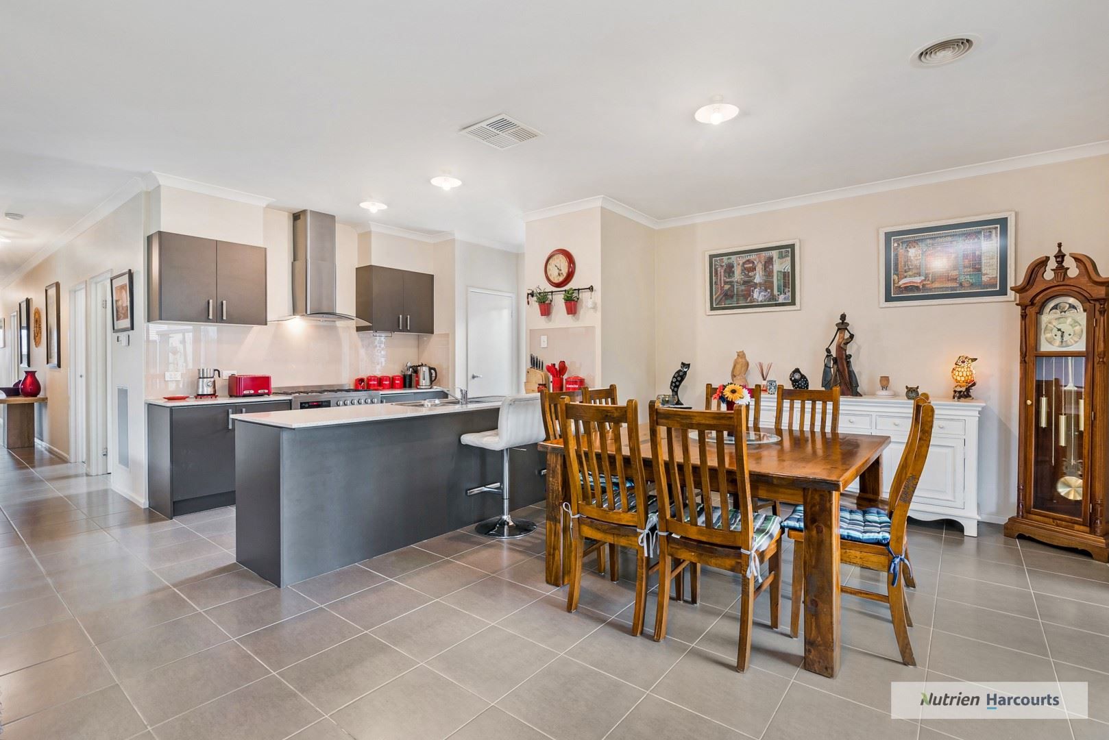 8 Buloke Crescent, Kilmore VIC 3764, Image 2