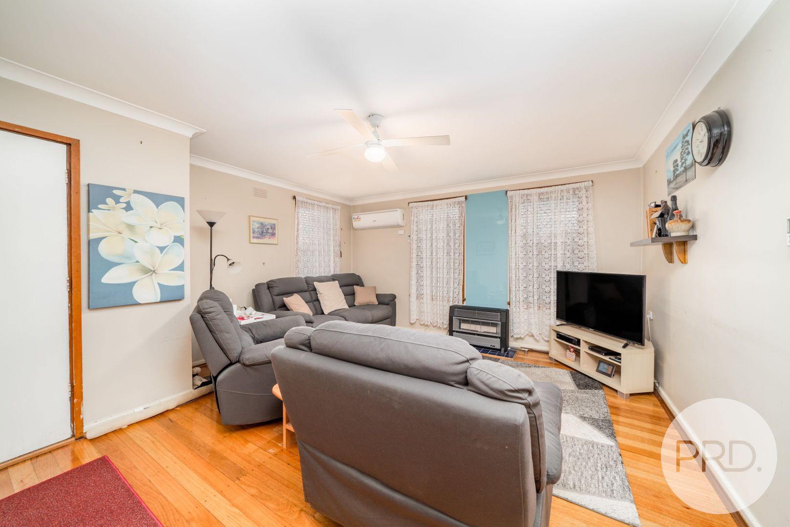 24 McKell Avenue, Mount Austin NSW 2650, Image 1