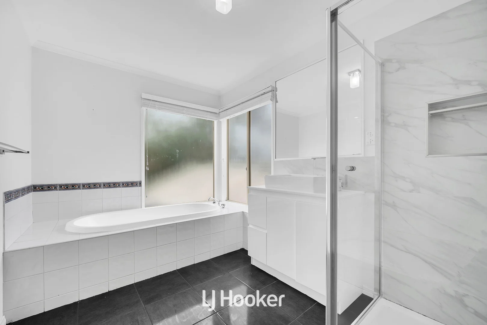 Additional image 11 of 27 Hutchinson Drive, Lynbrook VIC 3975