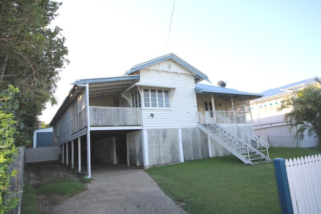 4 bedrooms House in 21 Woodville Street WANDAL QLD, 4700