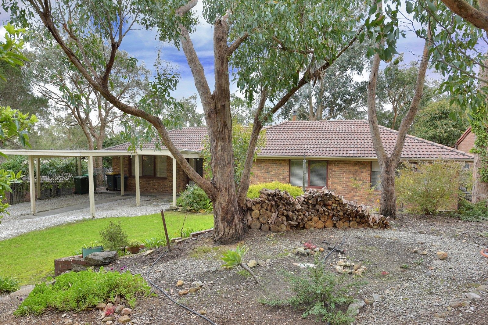 15 Yannagin Road, Greenhill SA 5140, Image 2