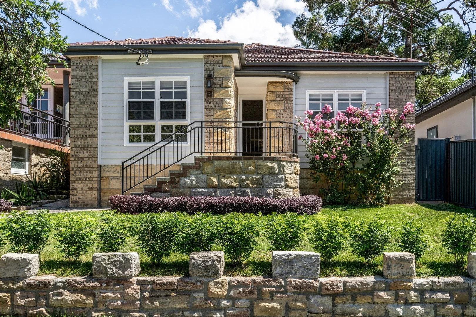 Primary image of 9 Vaughan Street, Blakehurst NSW 2221