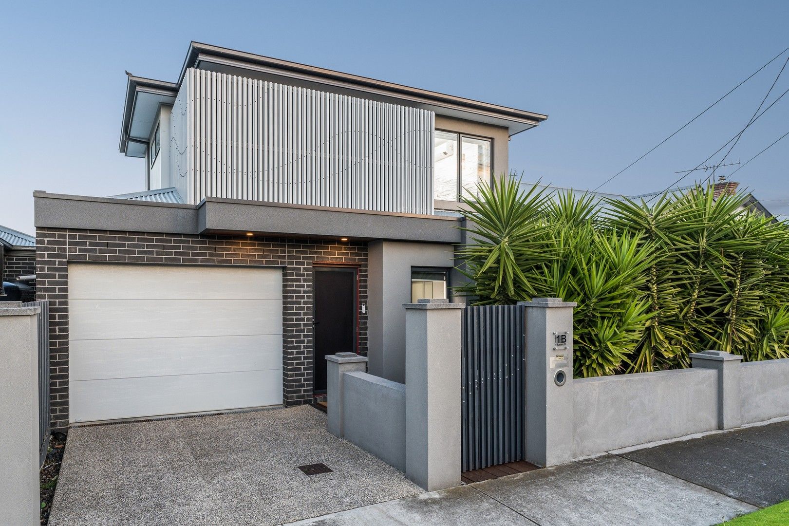 2 bedrooms Townhouse in 1B Raven Street GEELONG WEST VIC, 3218