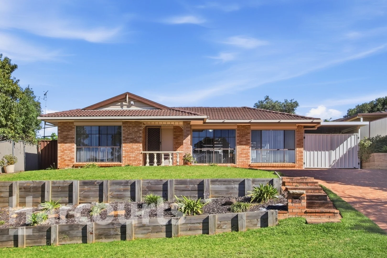 Primary image of 11 Codlin Street, Ambarvale NSW 2560