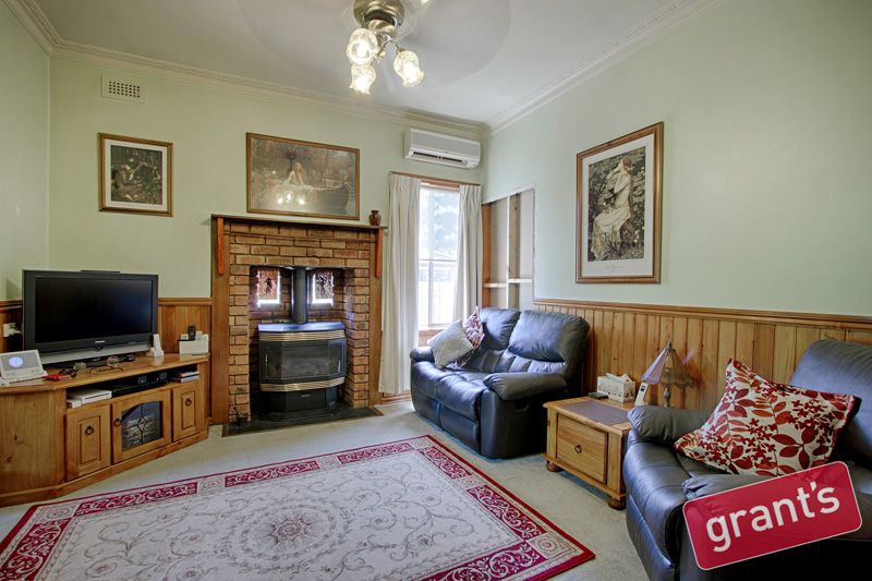 19 Station Street, NAR NAR GOON VIC 3812, Image 1