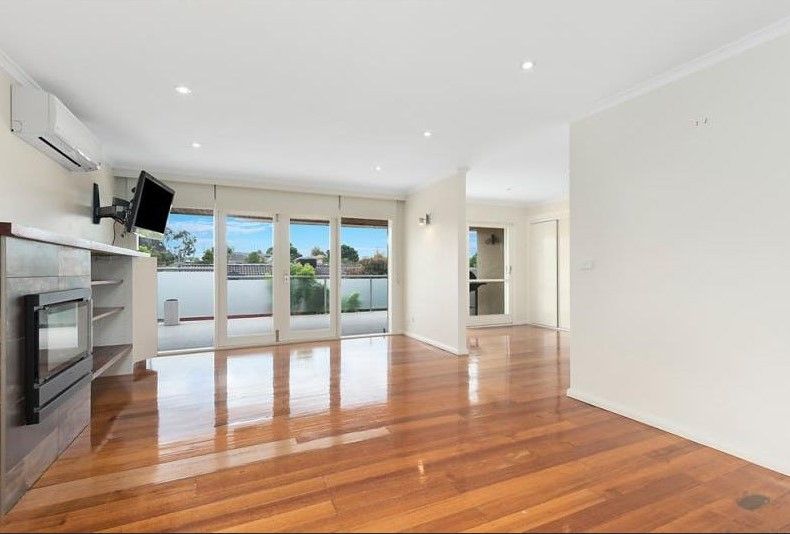 2 bedrooms Apartment / Unit / Flat in 1/170 Hawdon Street HEIDELBERG VIC, 3084