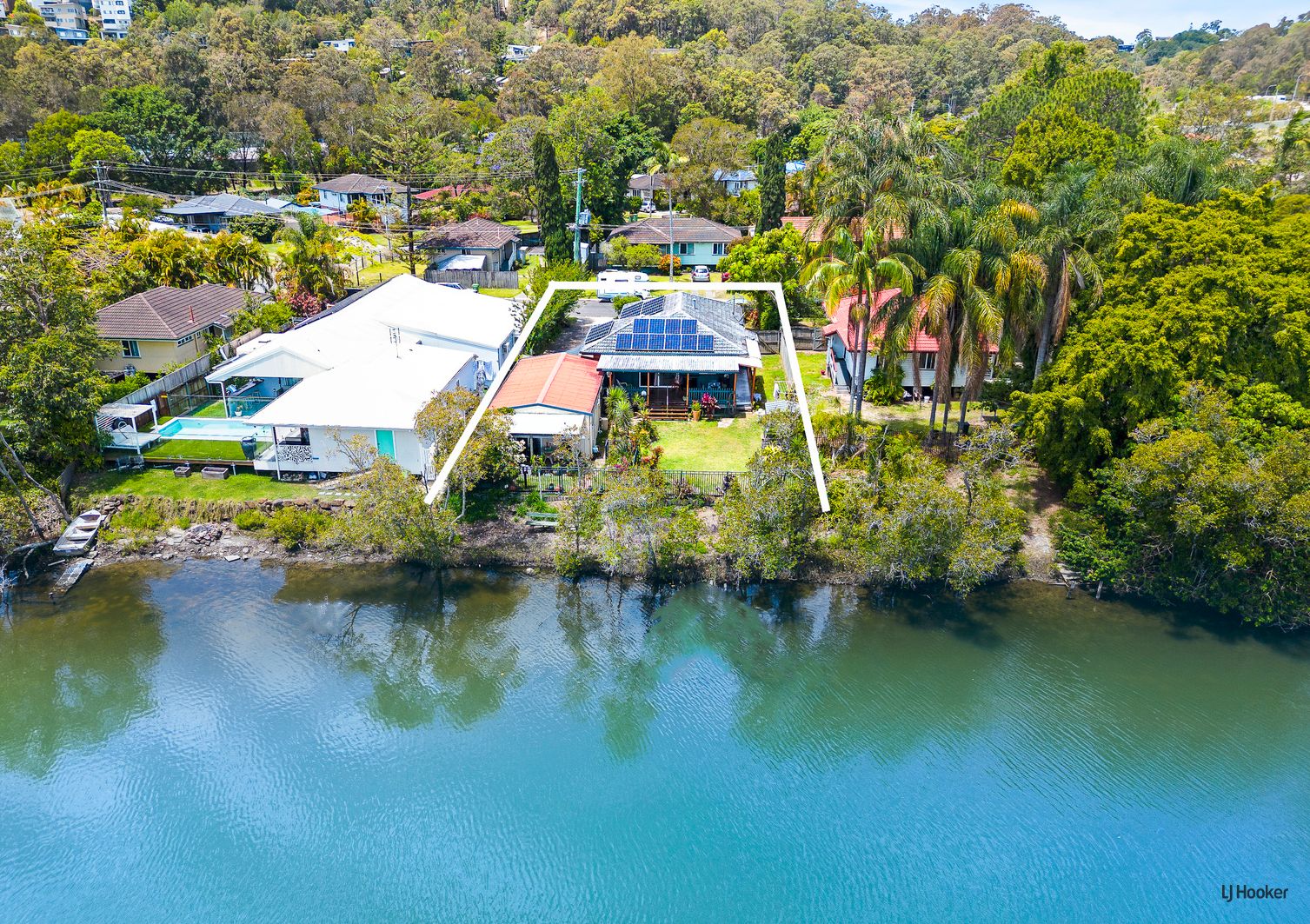 13 Reynton Street, Currumbin Waters QLD 4223, Image 0