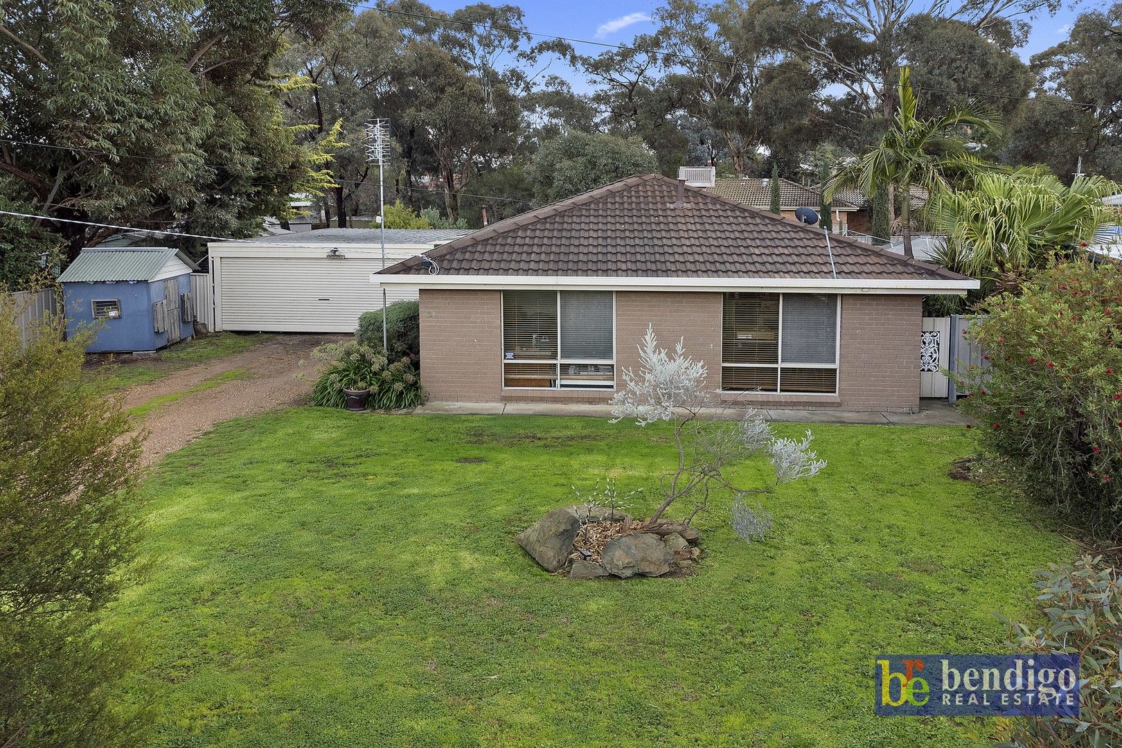 2 Deakin Drive, Flora Hill VIC 3550, Image 0