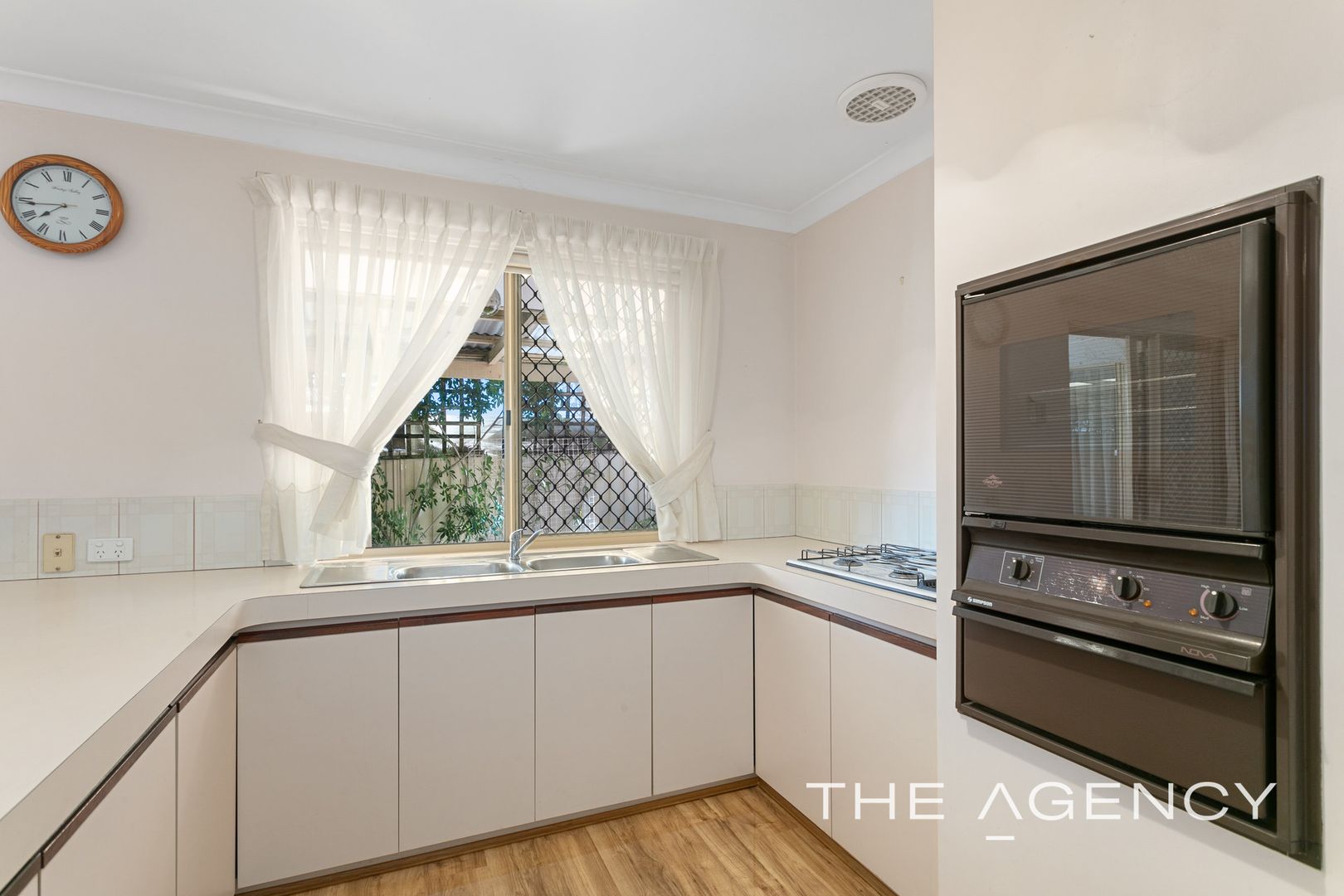 4/11 Tyler Street, Joondanna WA 6060, Image 2