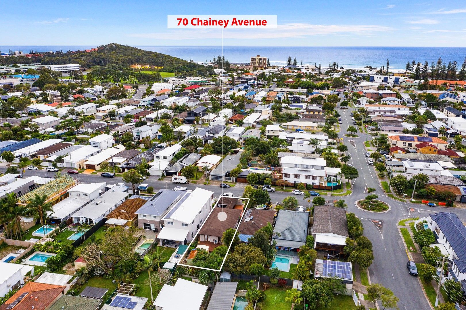 3 bedrooms House in 70 Chainey Avenue MIAMI QLD, 4220