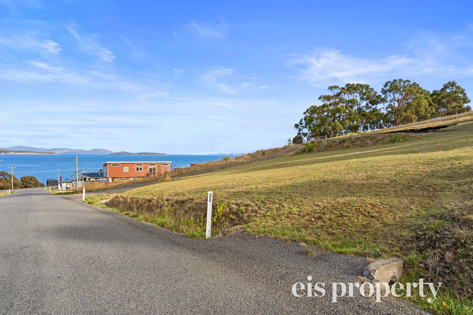 8 Norfolk Crescent, Primrose Sands TAS 7173, Image 0