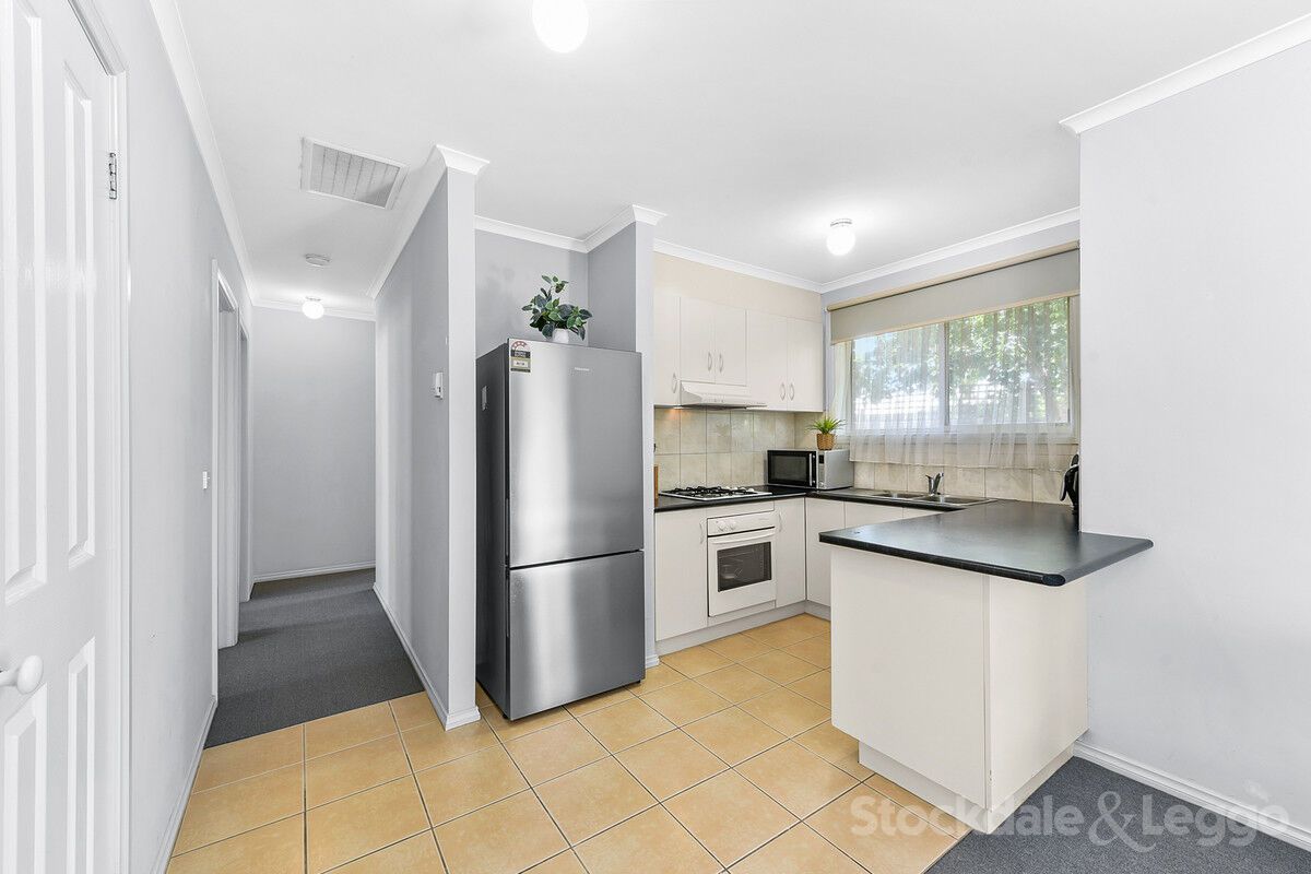 2/70 Robjant Street, Hampton Park VIC 3976, Image 1