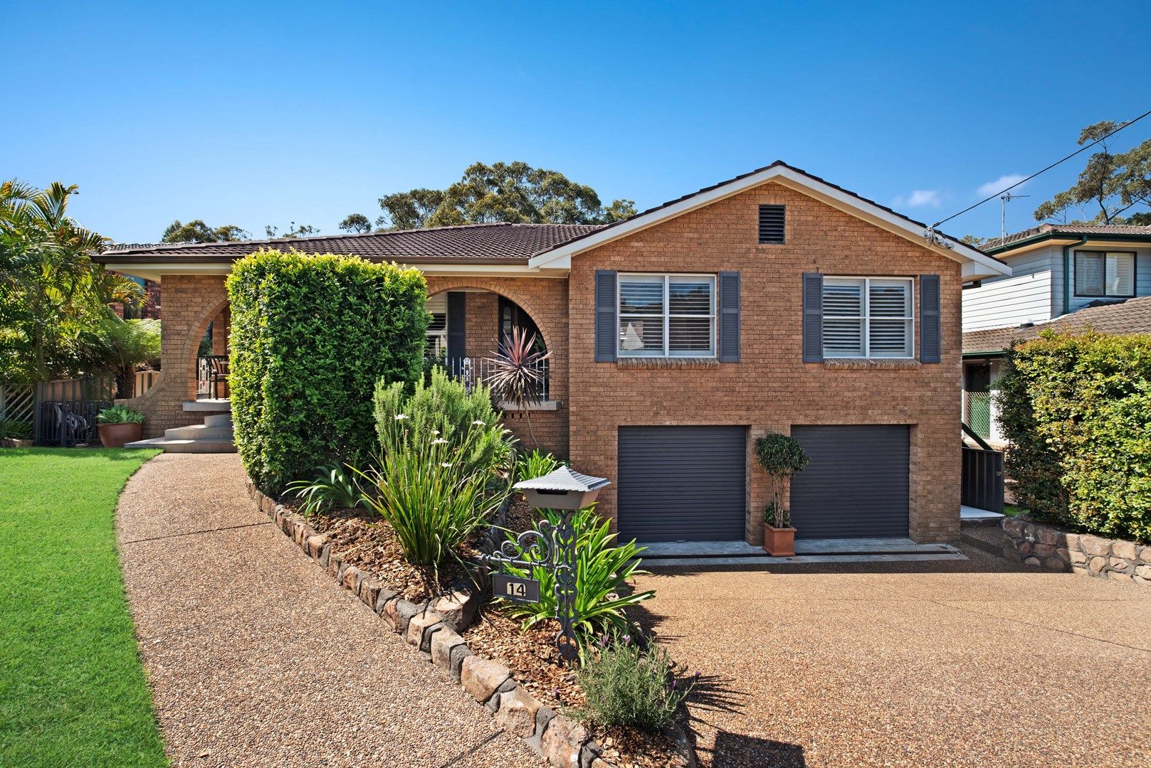 14 Aberfeldy Close, Charlestown Property History & Address Research
