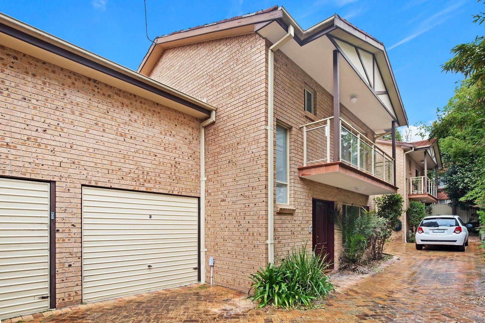 3 bedrooms Townhouse in 2/3 Rossi Street SOUTH HURSTVILLE NSW, 2221