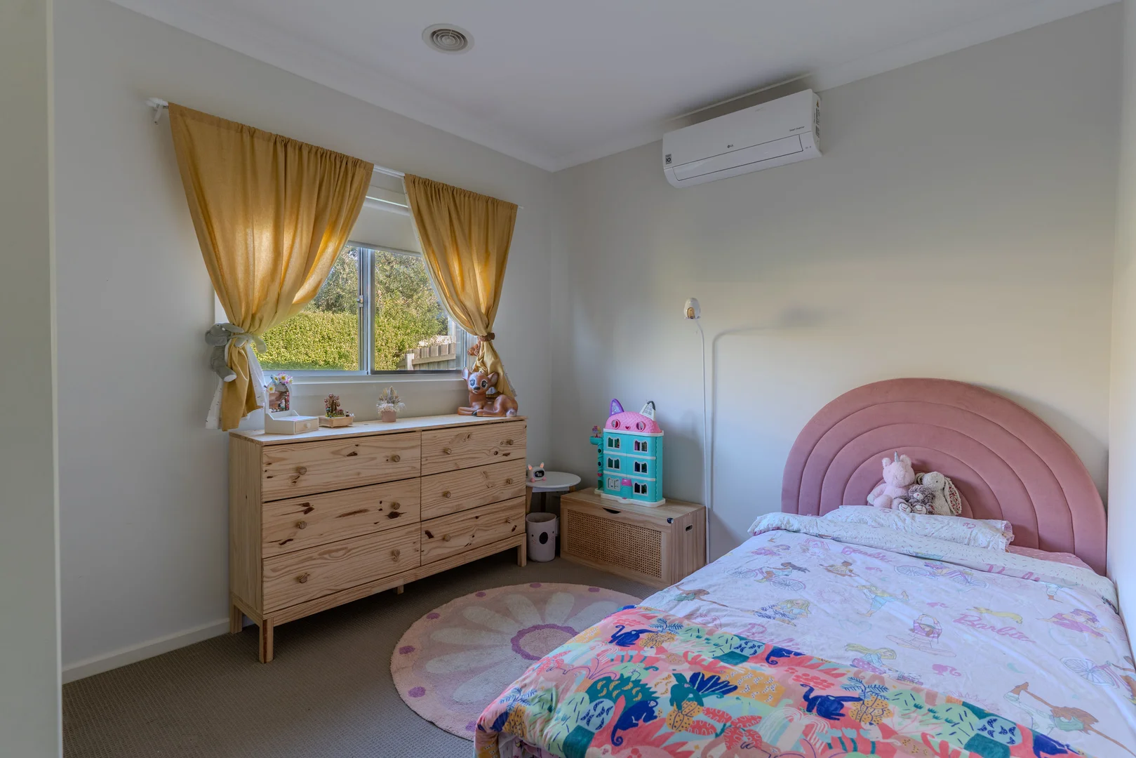 13 Hamlet Street, Werribee VIC 3030 - House For Rent | Domain
