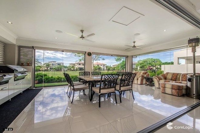 Picture of 2564 Cressbrook Drive, HOPE ISLAND QLD 4212