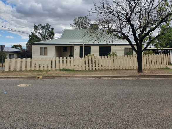 38 Russell Street, Parkes NSW 2870