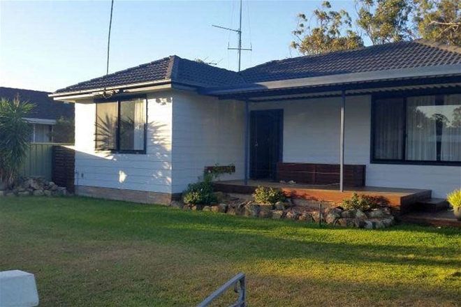 Picture of 15 Army Avenue, TANILBA BAY NSW 2319