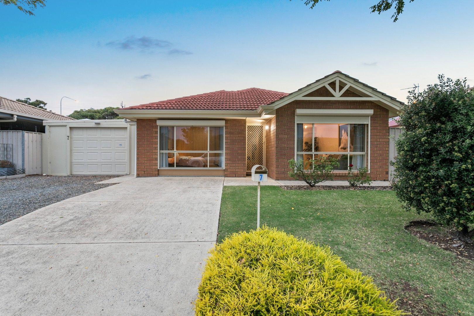 3 bedrooms House in 7 Maple Court SEAFORD SA, 5169