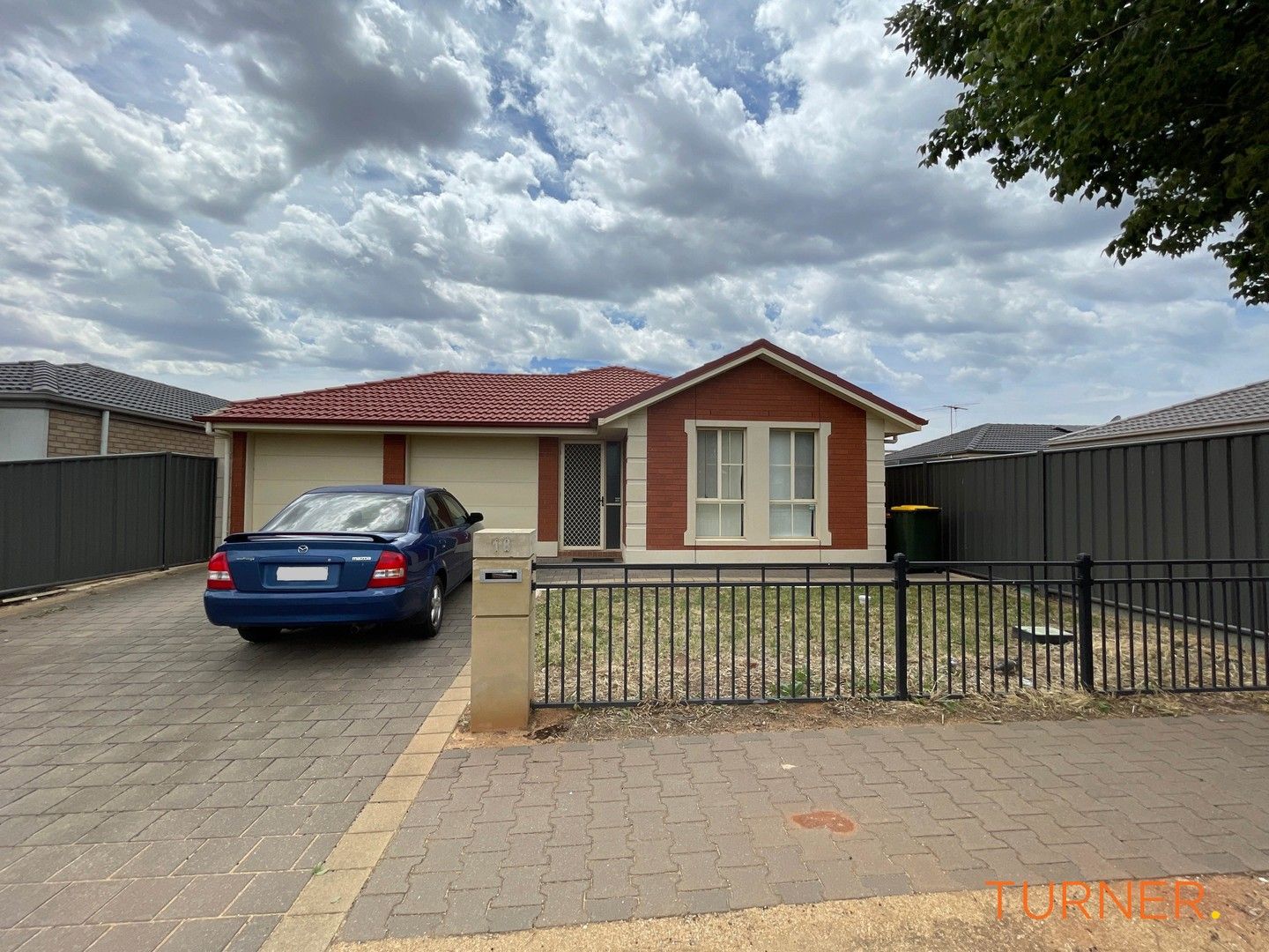 18 Mendota Ave, Andrews Farm SA 5114 House For Rent 430 Domain