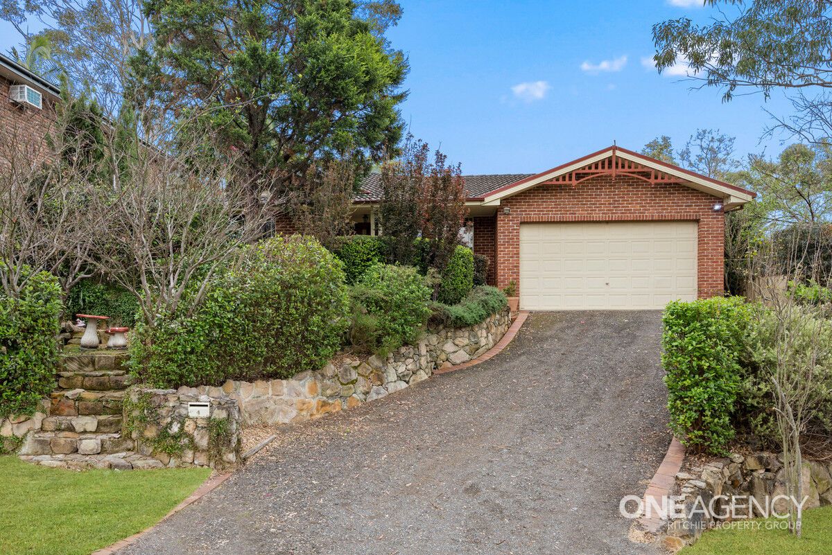 4 Roberts Parade, Hawkesbury Heights NSW 2777