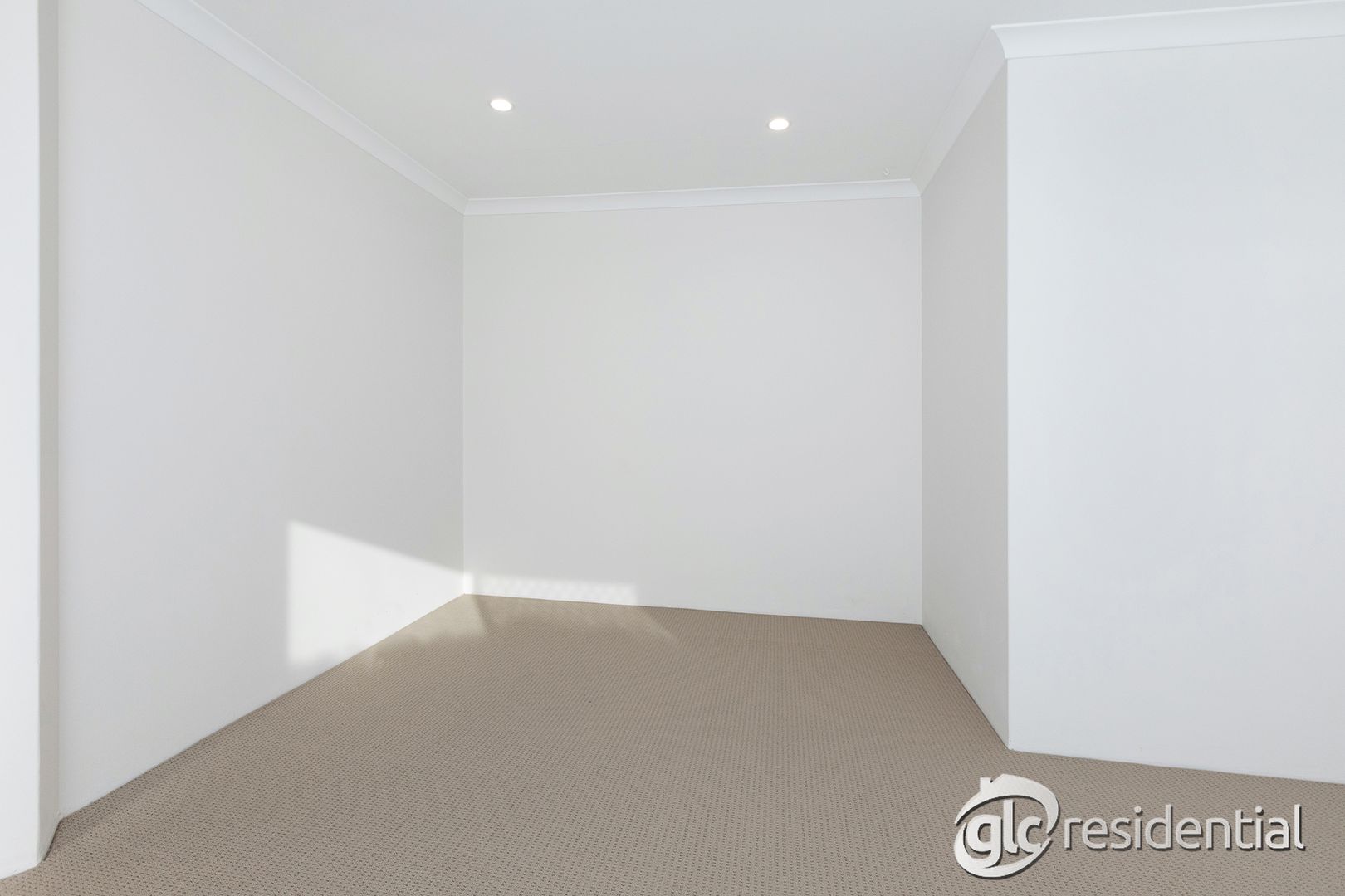 21 Virgilia Terrace, South Lake WA 6164, Image 2