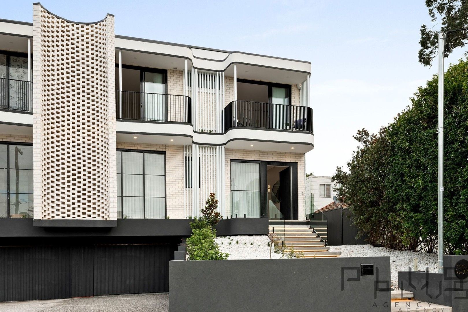 5 bedrooms Semi-Detached in 39A High Street HUNTERS HILL NSW, 2110