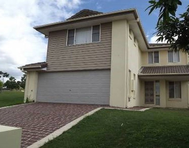 2 Kingfisher Place, Coomera QLD 4209