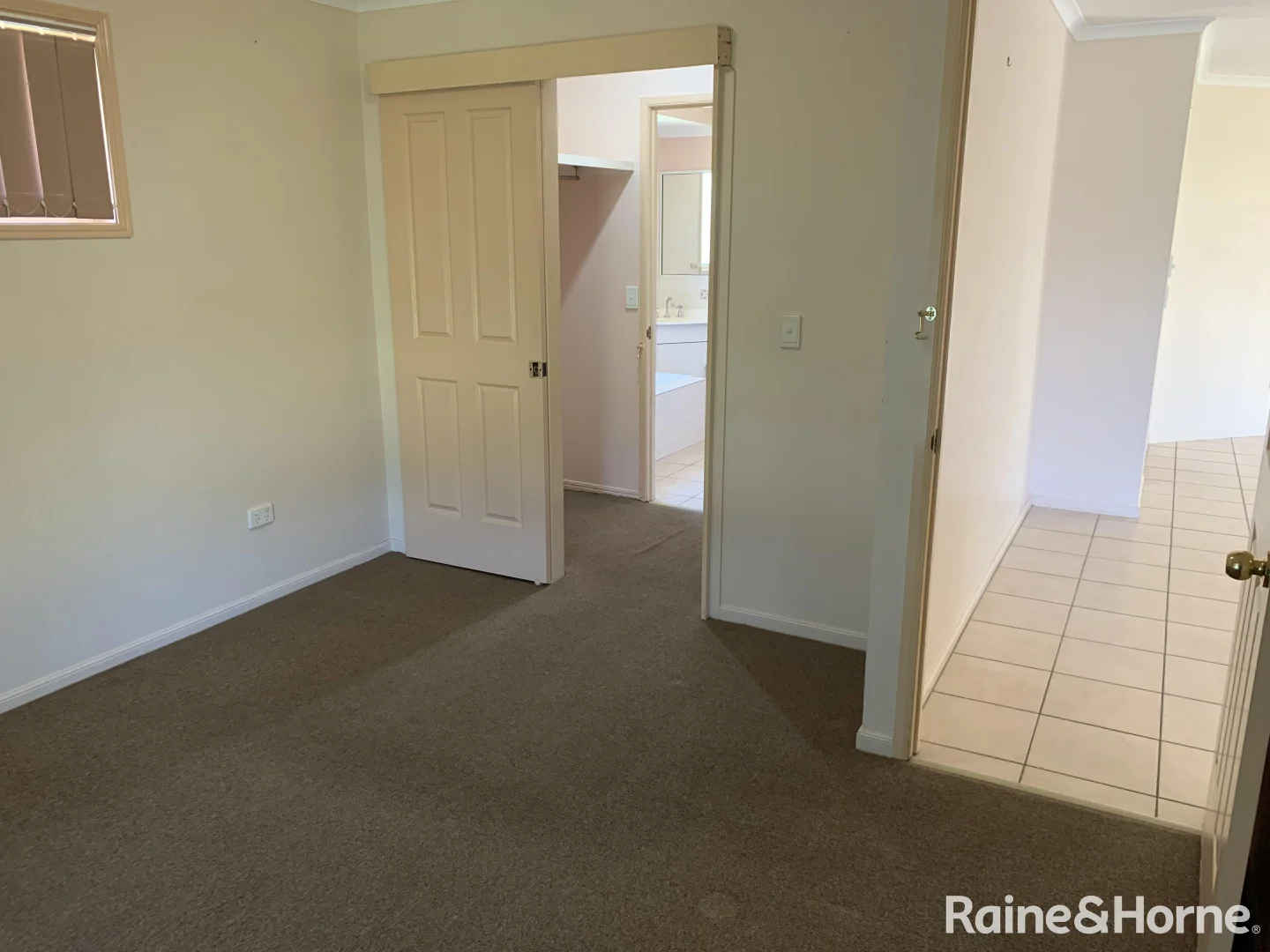 Additional image 10 of 28 Clarance Drive, New Auckland QLD 4680