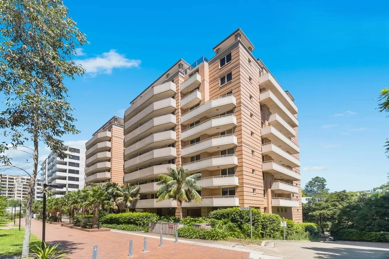 74/4-10 Pound Road, Hornsby NSW 2077