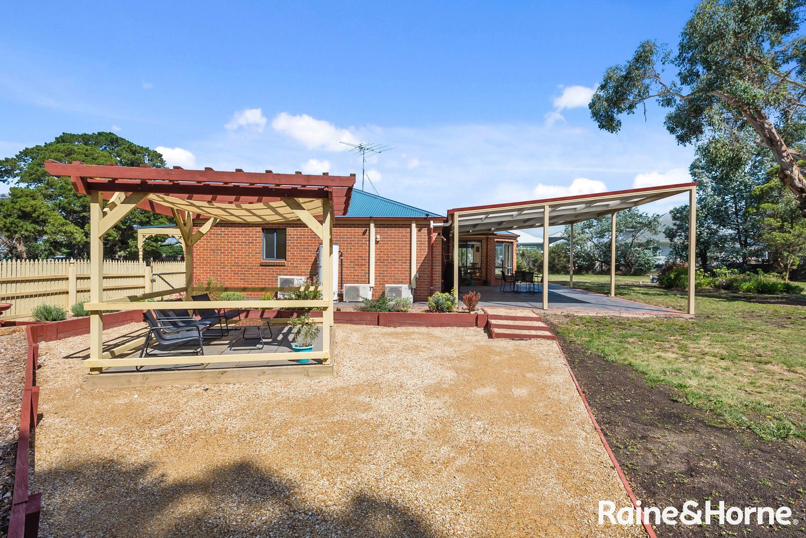 141 Sutherlands Road, Riddells Creek VIC 3431, Image 2