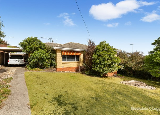 5 Valley Crescent, Glenroy VIC 3046