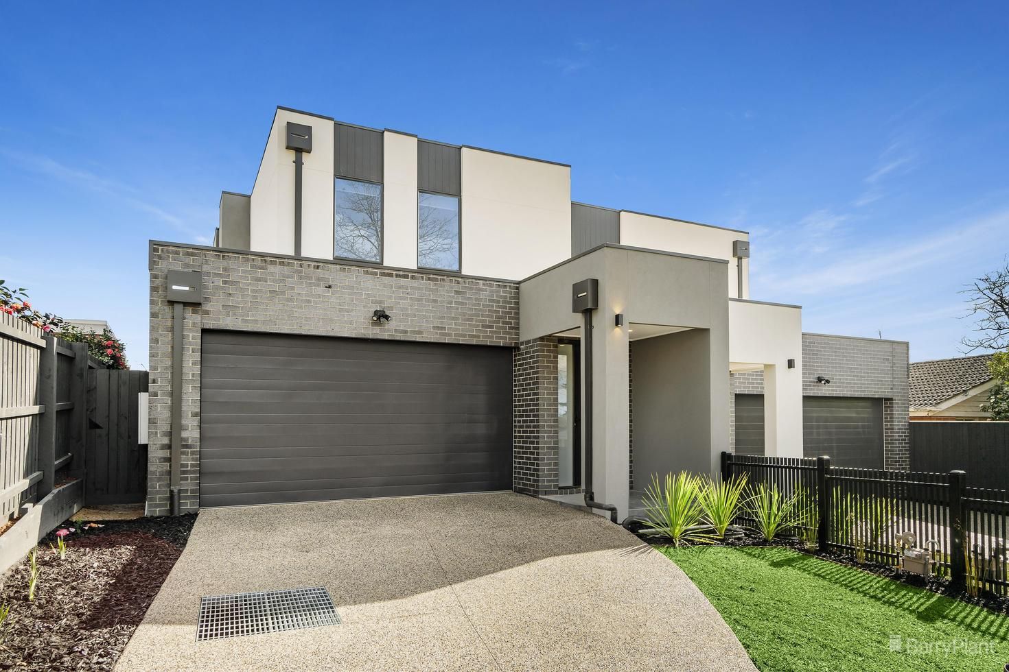 4 bedrooms Townhouse in 141 Swanston Street TEMPLESTOWE LOWER VIC, 3107