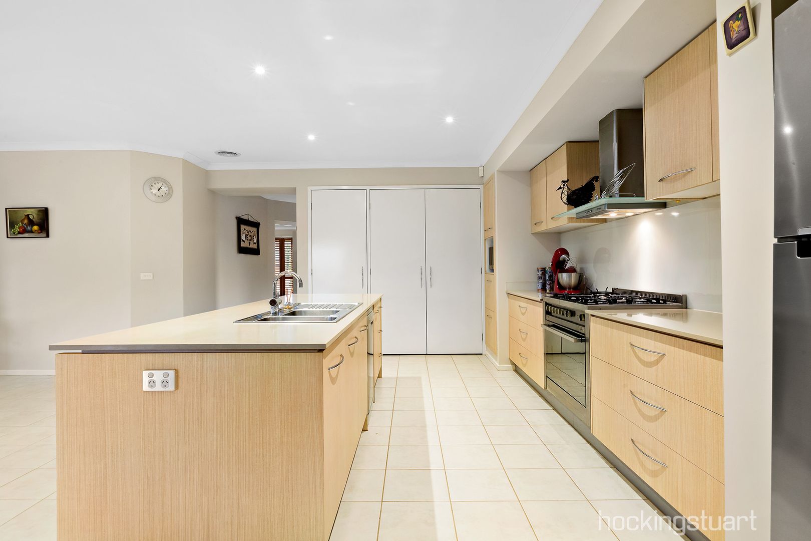 13 Lindley Avenue, Caroline Springs VIC 3023, Image 1