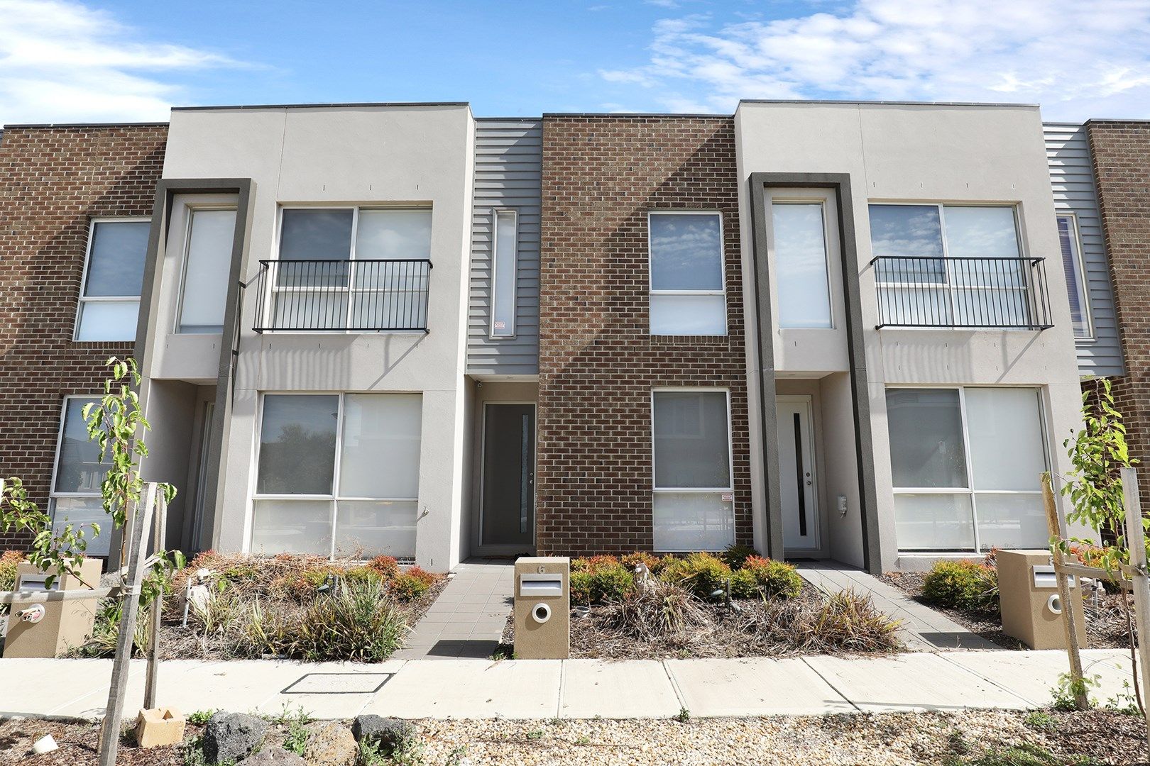 2 bedrooms House in 6 Hardware Lane POINT COOK VIC, 3030