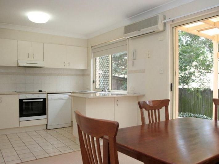 13/10 Chapman Place, Oxley QLD 4075, Image 0