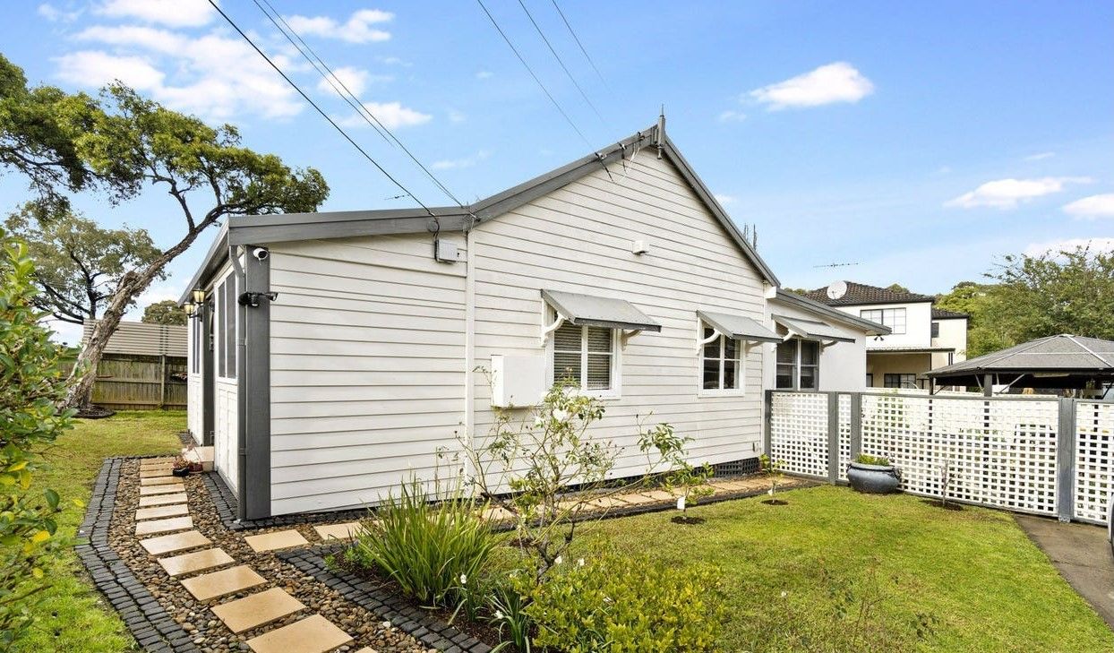 2 bedrooms House in 37 Alpha Street GREYSTANES NSW, 2145