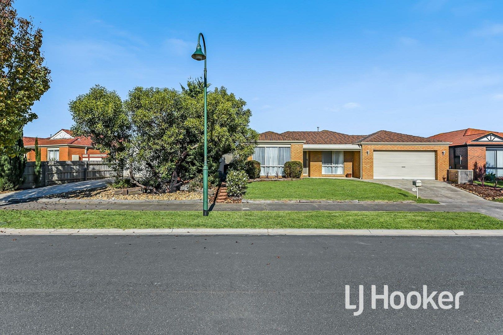 13 Dunlavin Way, Cranbourne East VIC 3977