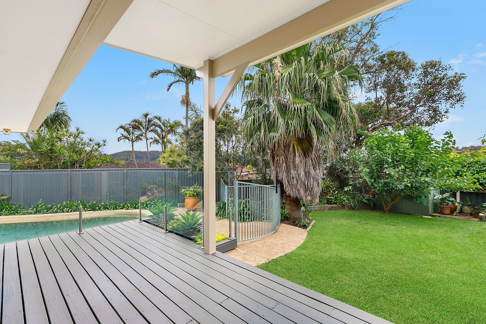 11 Egret Drive, Forresters Beach NSW 2260, Image 0