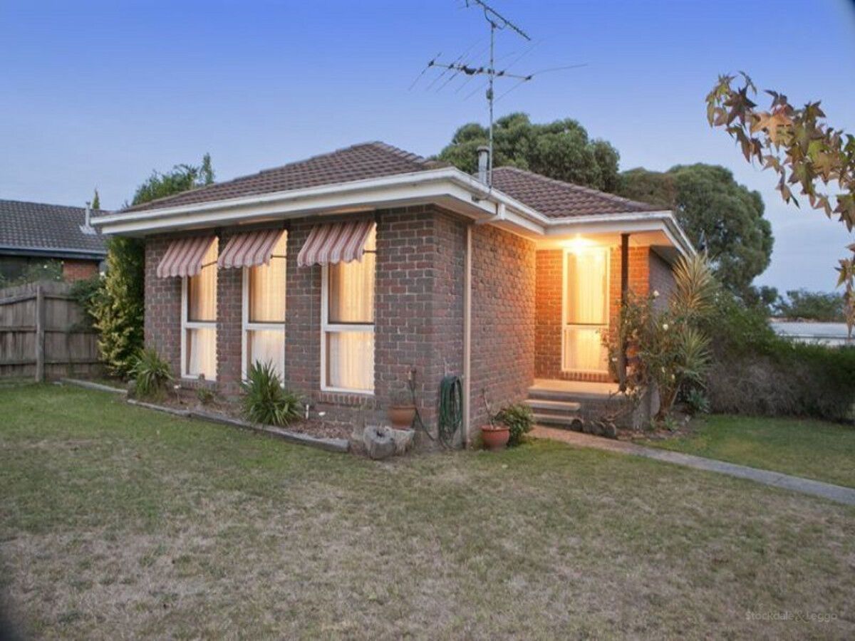 3 bedrooms House in 7 Paramount Way PAKENHAM VIC, 3810