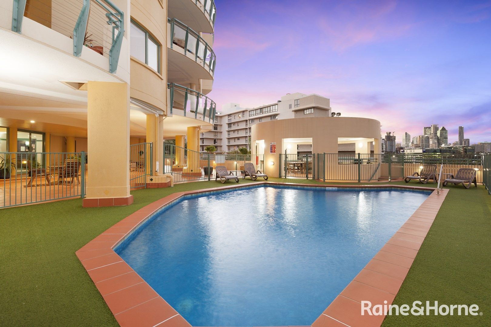 1 bedrooms Apartment / Unit / Flat in 7/228 Vulture Street SOUTH BRISBANE QLD, 4101