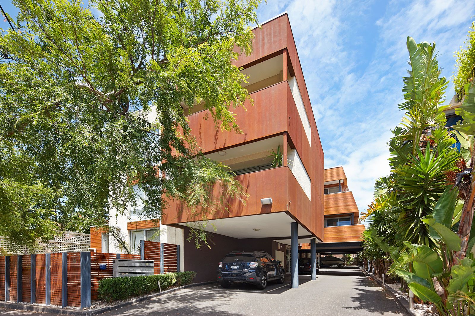1 bedrooms Apartment / Unit / Flat in 1/50 Ormond Road ELWOOD VIC, 3184