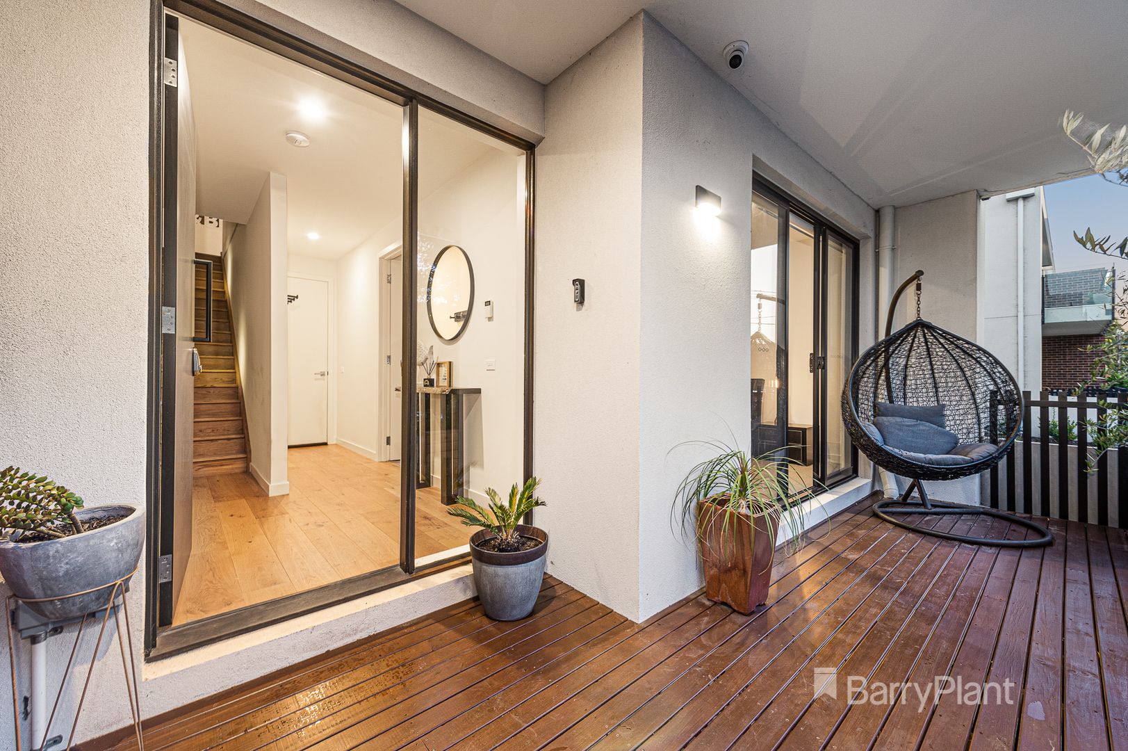 16 Manikato Avenue, Mordialloc VIC 3195, Image 1